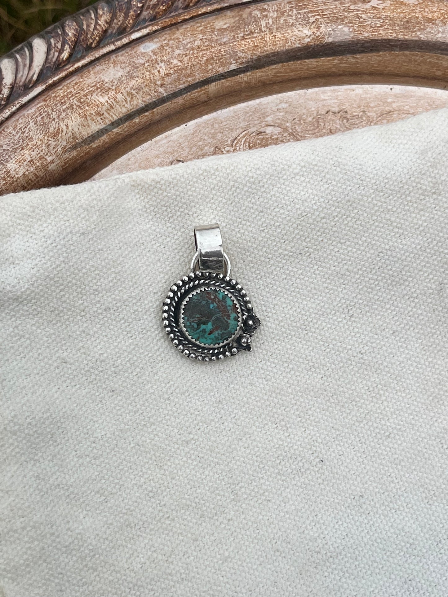 Kingman Pendant