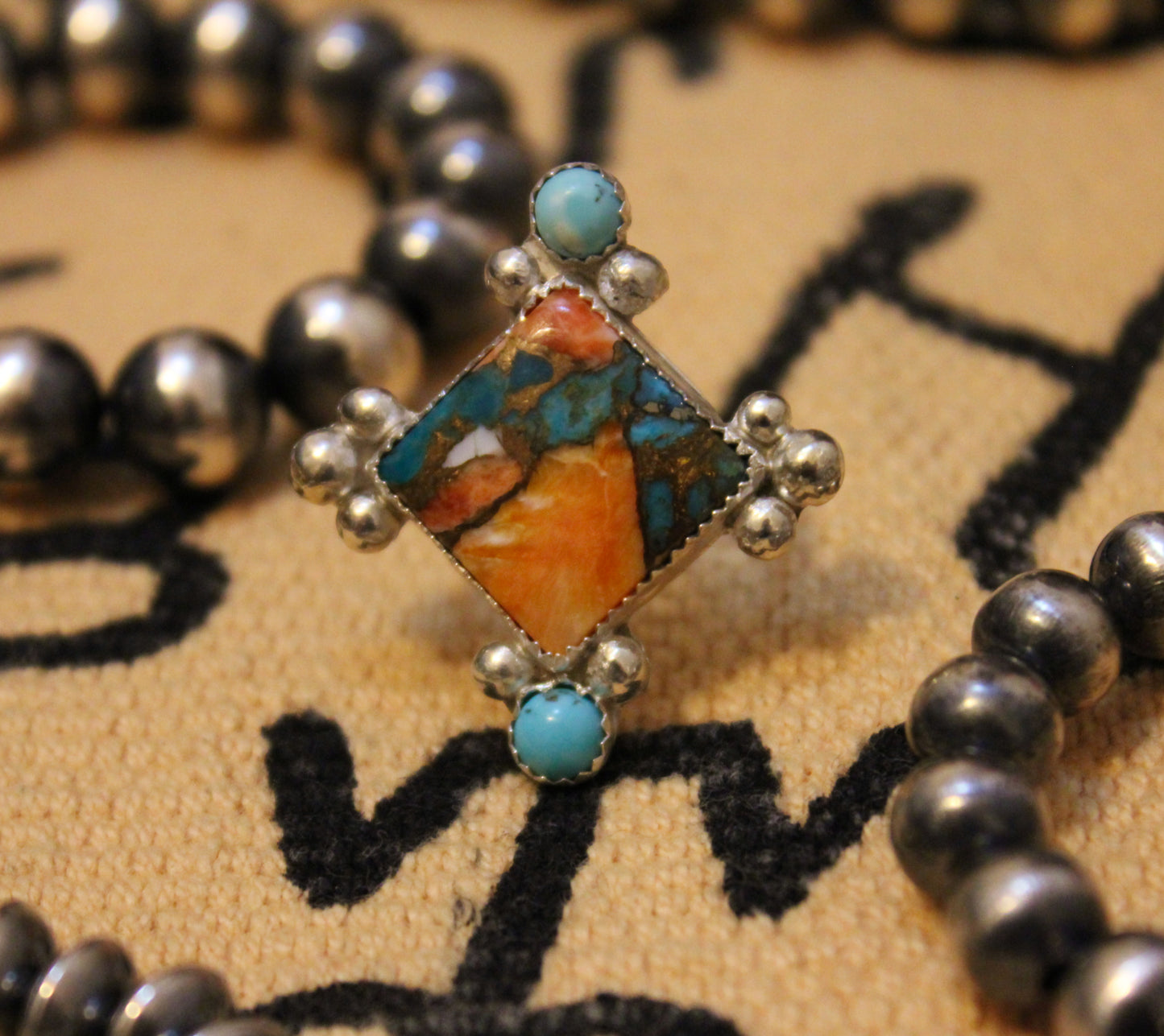Spiny Oyster and Kingman Ring